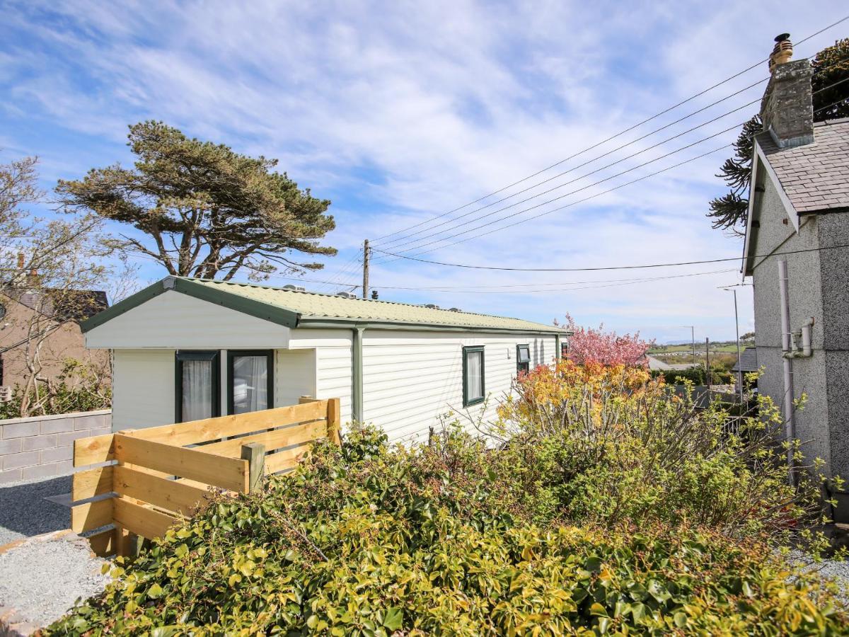 Bryn Hyfryd Caravan * Penrhos-Lligwy